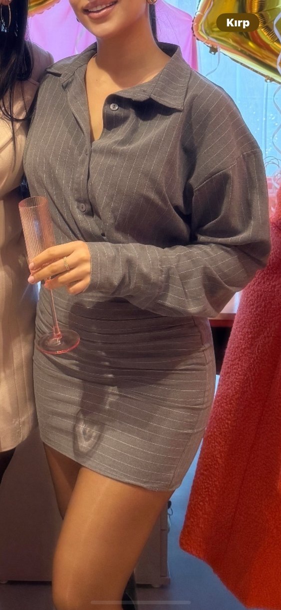 Gri Çizgili Pilili Mini Etek gömlek takım - Görsel 2