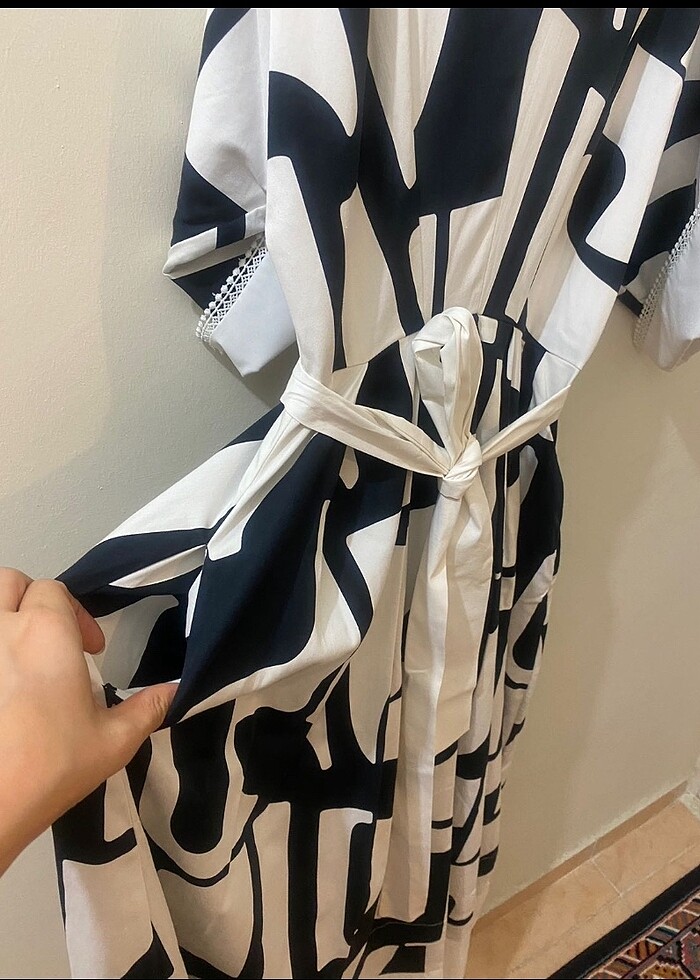 Mağaza ürünü sıfır elbise - Görsel 3