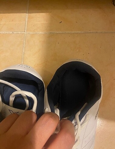 41 Beden beyaz Renk Orjinal kinetix erkek spor ayakkabı