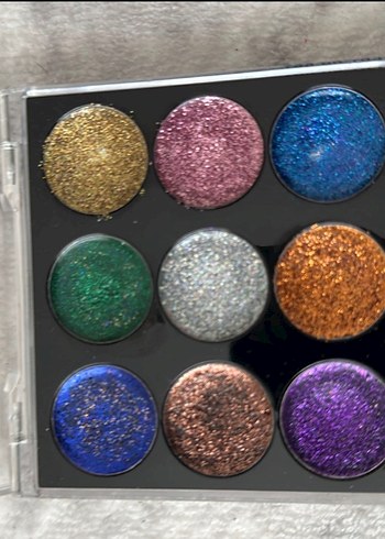 Colleen Parlak Renkli Simli Göz Farı Paleti - Görsel 3