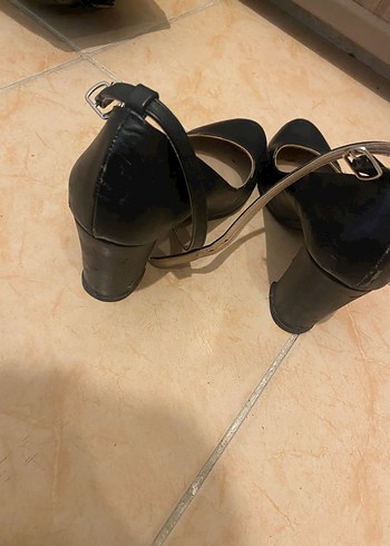 Siyah Tokalı Stiletto Topuklu Kadın Ayakkabı - Görsel 3