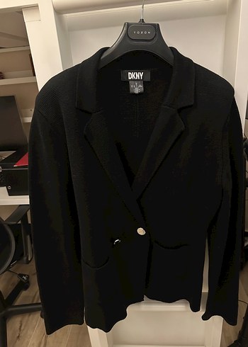 DKNY ürünü