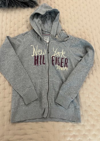 Tommy Hilfiger ürünü
