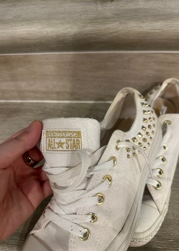 Converse ürünü