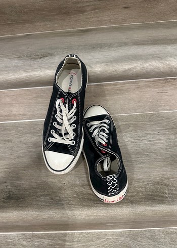 Converse ürünü