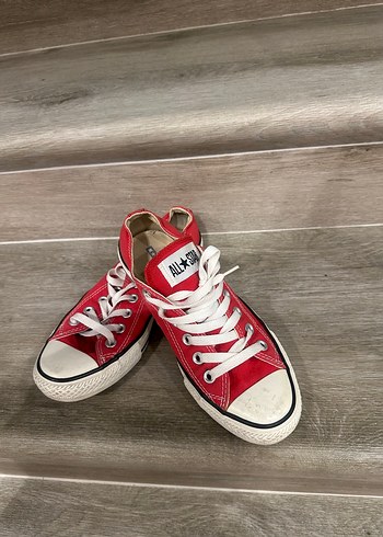 Converse ürünü