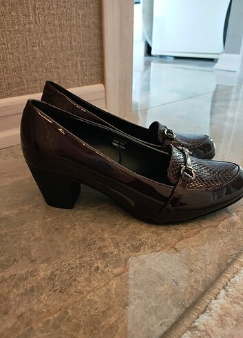 Loafer Topuklu Ayakkabı