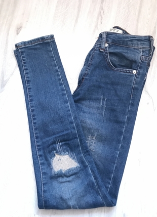 s Beden Yırtık iç göstermeyen kot pantolon