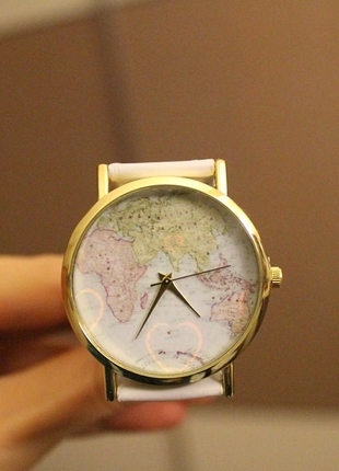 dünya haritalı saat