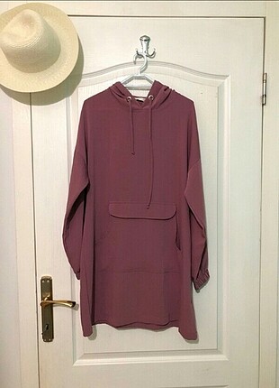 Pembe tunik