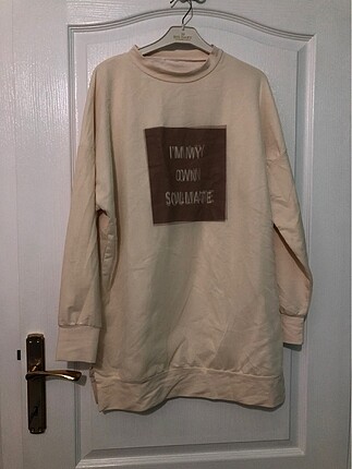 Krem sweatshirt