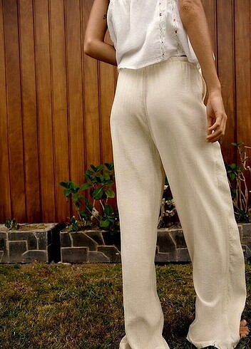 xs Beden Zara fildişi pantolon