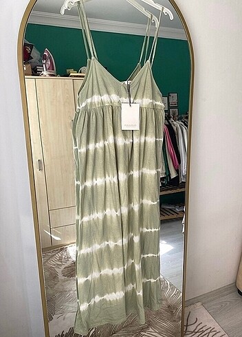 Pull and Bear Pull and bear batik elbise