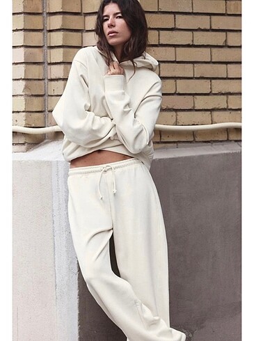 Zara kapüşonlu sweatshirt