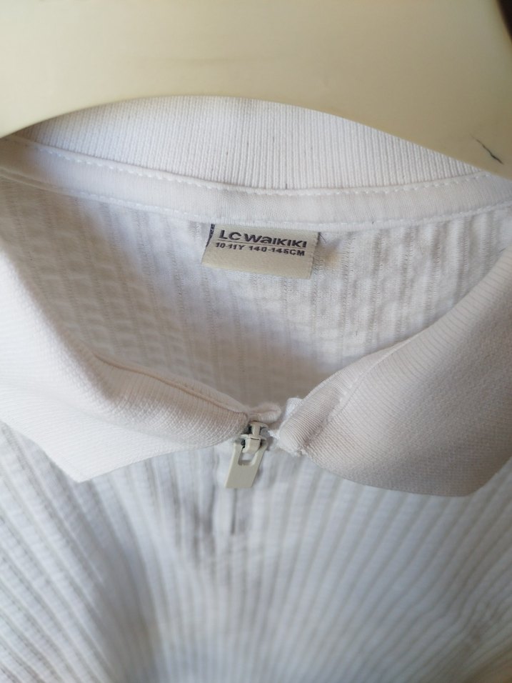 Erkek Beyaz Kısa Kollu Polo Tişört 9 yaş - Görsel 3