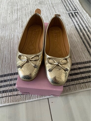 Gold babet