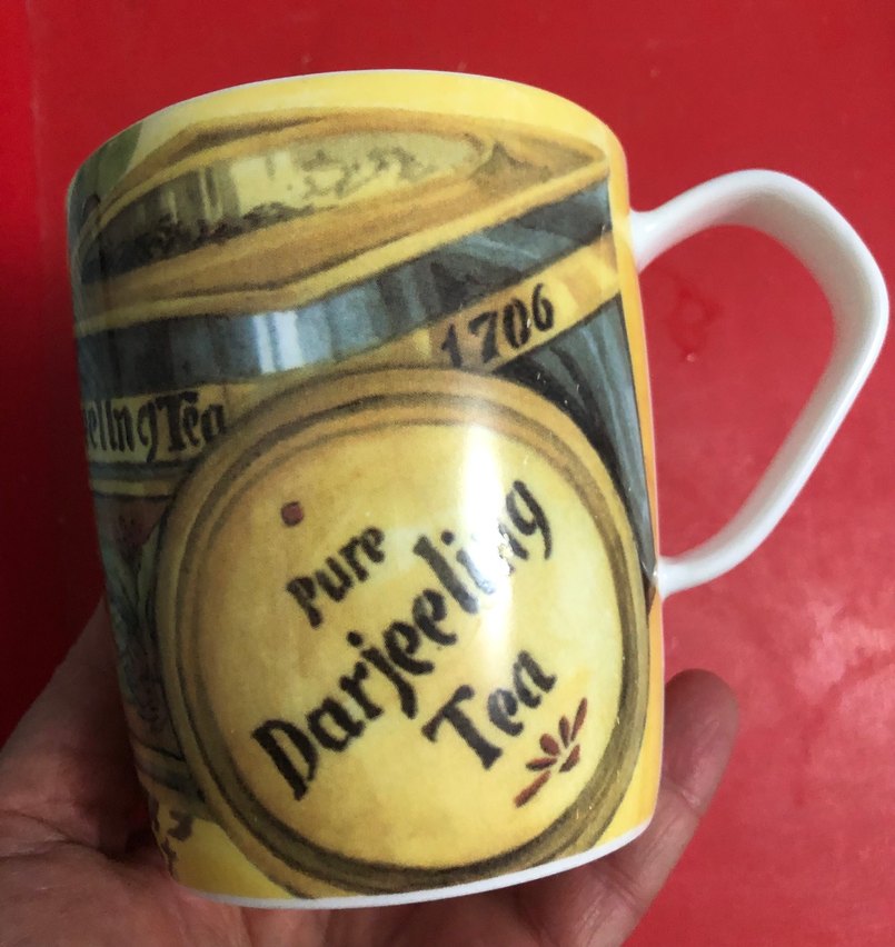 Bordo Darjeeling Çay Desenli Kupa 500 ml porselen - Görsel 3