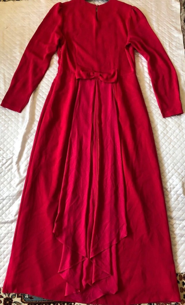 Nakışlı ve Payetli Kırmızı V Yaka Abiye Elbise - Görsel 3