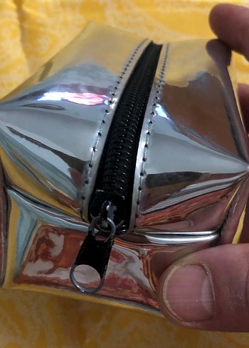 Şeffaf Çantasında makyaj çantası cüzdan - Görsel 3