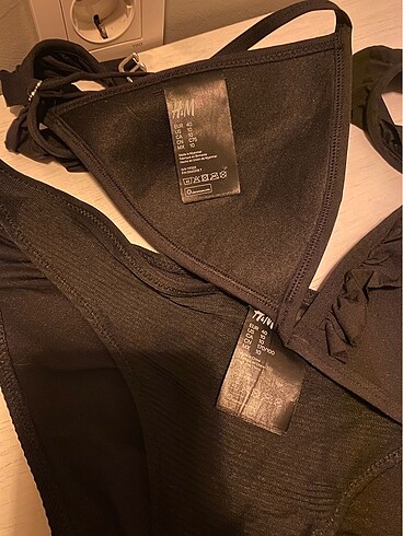 40 Beden siyah Renk H&M Bikini Takımı