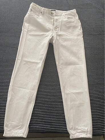 40 Beden Trendyolmilla beyaz mom jeans