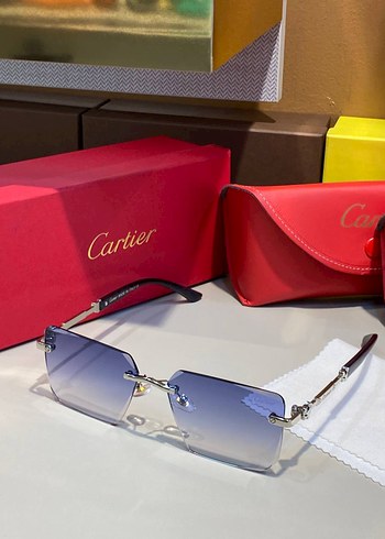 Cartier Seffaf Cerceveli Modern Gunes Gozlugu