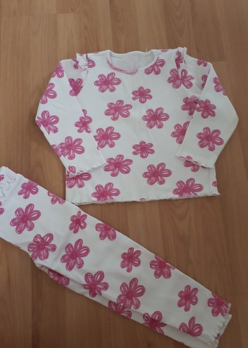 Pembe Çiçek Desenli Bebek Kız Pijama Takımı