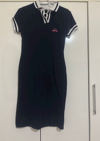 Siyah V Yaka Kısa Kollu Midi Elbise - Görsel 2