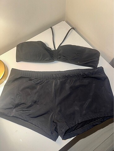 Straplez bikini