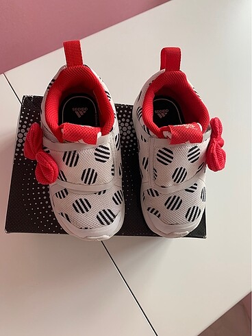 24 Beden Adidas disney ayakkabı
