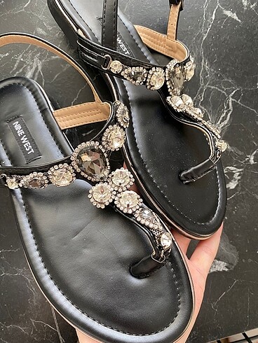 Nine West Nine West