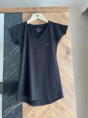 Nıke spor üst