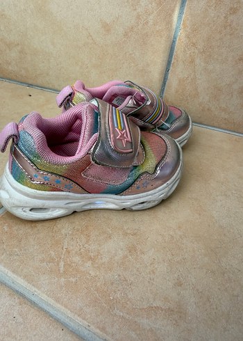 Kız Çocukları İçin Renkli Cırt Cırtlı Spor Ayakkabı vicco - Görsel 2