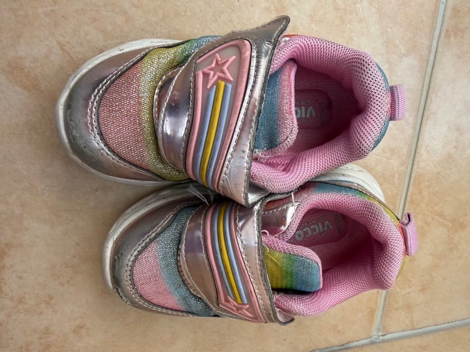 Kız Çocukları İçin Renkli Cırt Cırtlı Spor Ayakkabı vicco - Görsel 5