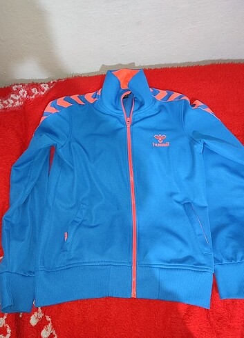 Hummel hırkan