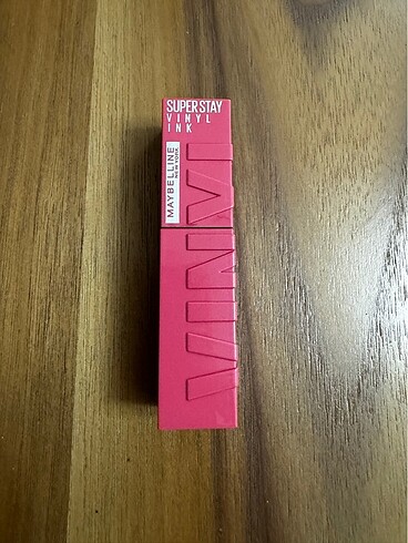 Maybelline ruj.
