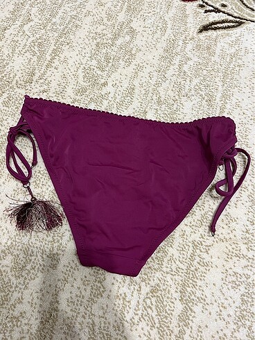 Diğer Bikini Altı