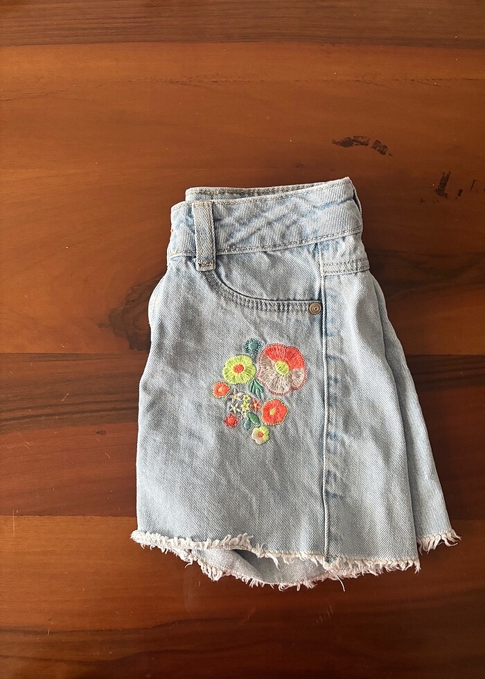 Zara jean şort 6-7 yaş - Görsel 2