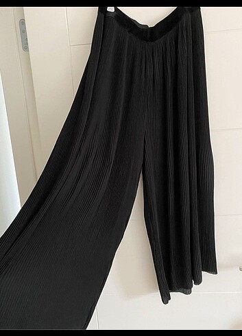 Zara Zara piliseli pantolon 