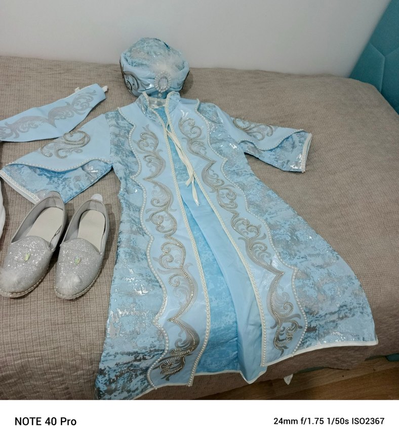 Beyaz Etnik Desenli Çocuk Sünnet Kıyafeti - Görsel 2