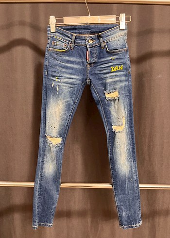 DSquared2 Mavi Yikamali Dar Kesim Jean