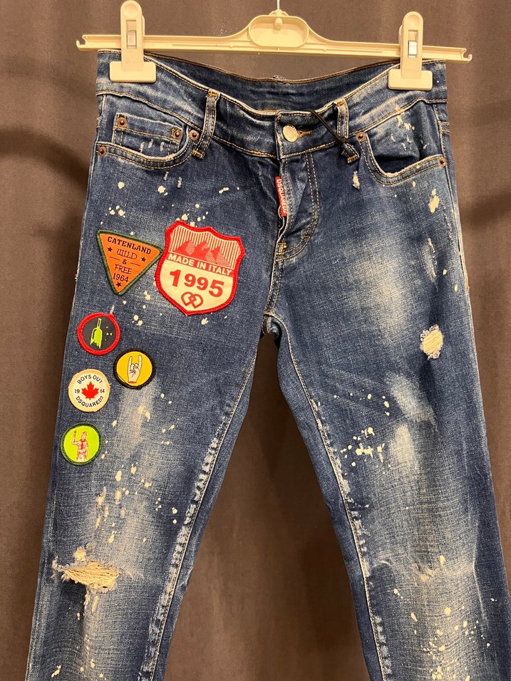 Renkli Yama Detaylı Dar Kesim Denim Jean — görsel 2/5