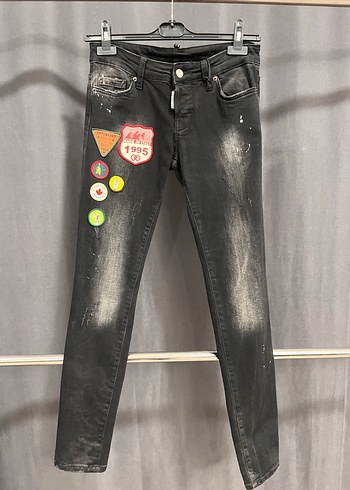 DSquared2 Siyah Dar Kesim Denim Jean Vintage Dokunuslu