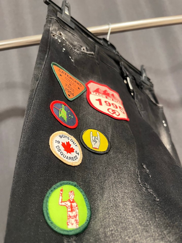 Siyah Dar Kesim Denim Jean  Vintage Dokunuşlu — görsel 3/3