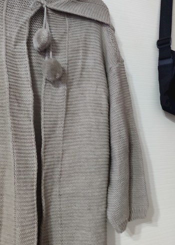l Beden Bej Uzun Örgü Hırka