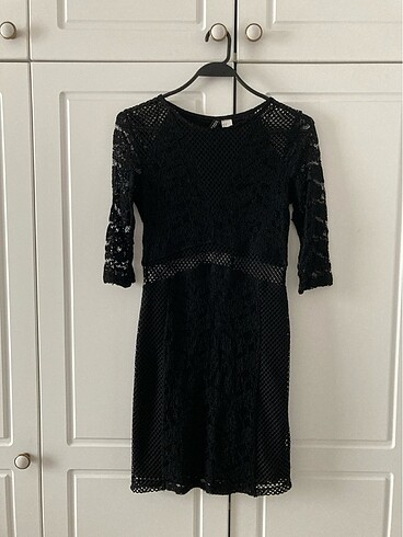 h&m siyah elbise
