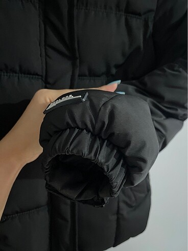 Bershka Şişme mont
