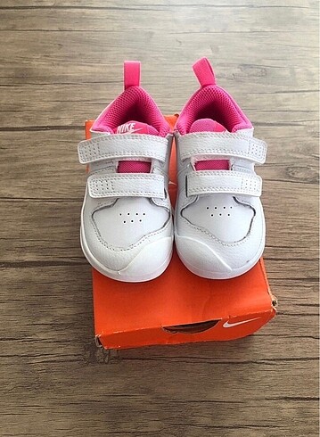 Orjinal nike ayakkabı tertemiz hatasız