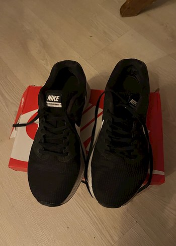 Nike Siyah Spor Ayakkabı Velcro Detaylı - Görsel 2