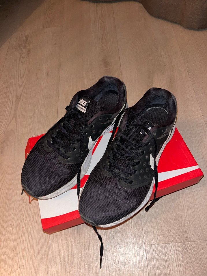 Nike Siyah Spor Ayakkabı Velcro Detaylı - Görsel 4